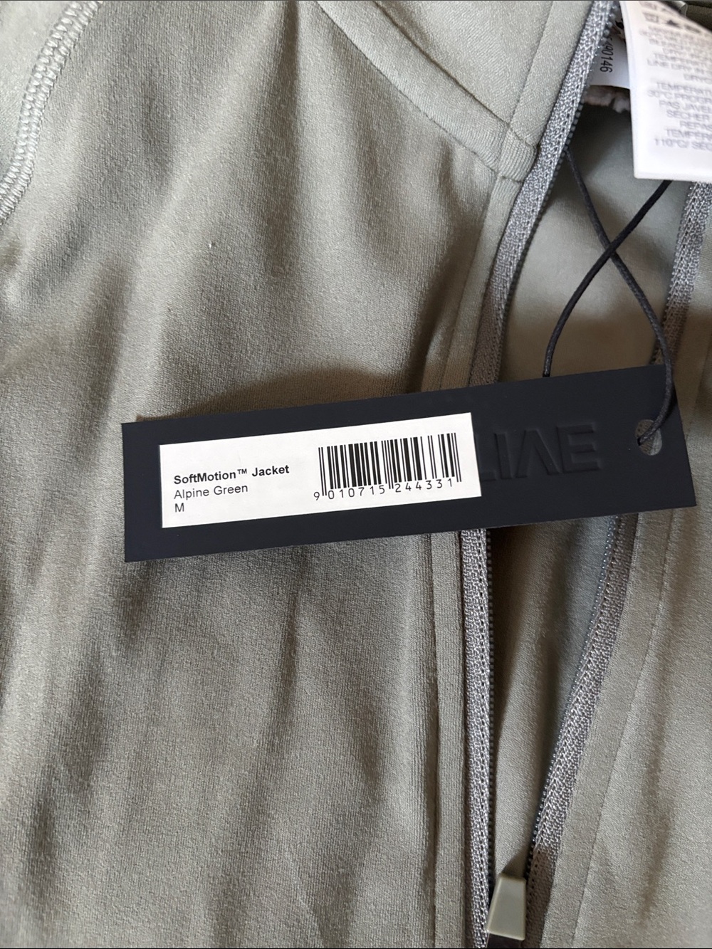 ONER Active Women’s Olive Green Zip-Up Jacket size Medium - Picture 2 of 4